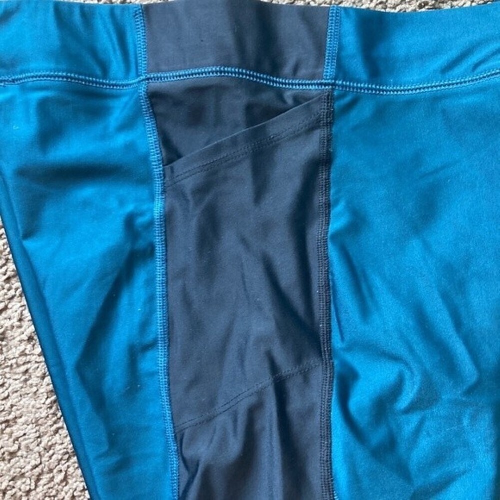 Nike DriFit Size Small Teal Power Speed Tight Fit Legging athletic - Picture 8 of 8